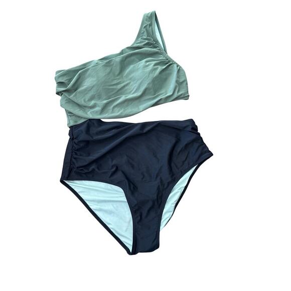 NWT Live Life On The Beach Green & Black One Shoulder One Piece Swimsuit XL - Picture 1 of 5